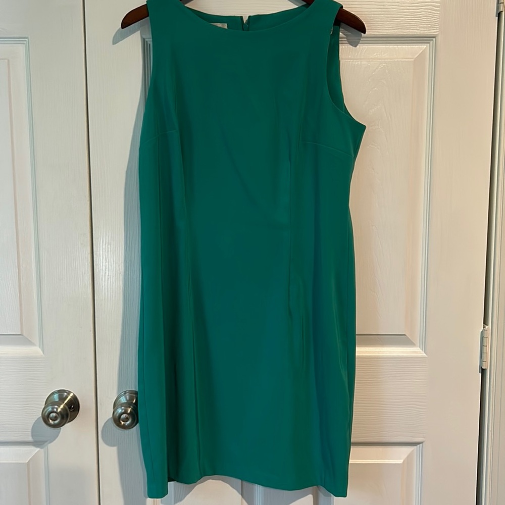 Dressbarn green sheath dress - size 14